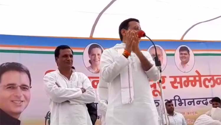 कैथल रैली में कांग्रेस नेता रणदीप सुरजेवाला का विवादित बयान,कहा -BJP को वोट देने वाले राक्षस,हरियाणा और MP के CM ने किया पलटवार।