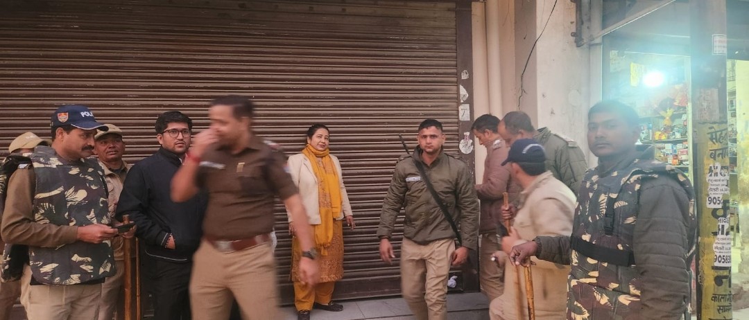 बड़ी खबर : अवैध मेडिकल स्टोर्स/क्लीनिक के खिलाफ हरिद्वार पुलिस और ड्रग विभाग की बड़ी कार्रवाई,एक दर्जन से ज्यादा मेडिकल स्टोरों को किया सीज। आखिर कहा और कब ? Tap कर जाने